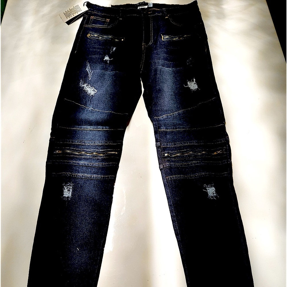 NWT ✅ WEIV ⭐️ Dark blue DENIM JEANS 👖(36” Waist) MEN